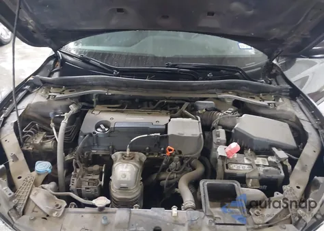 2017 Honda Accord Sport z USA, uszkodzony, nr VIN 1HGCR2F55HA131997